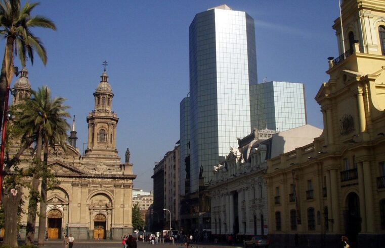 Conheça as maravilhas de Santiago: a capital chilena