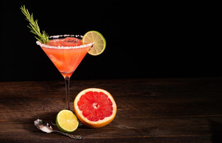 Drink de Tequila e Grapefruit: Uma mistura refrescante para dias quentes
